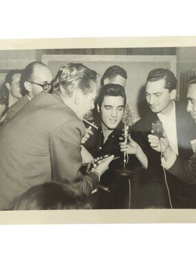 Elvis Presley 8x10 Photo 1957 Press Conference Vancouver BC Canada Redwood Music